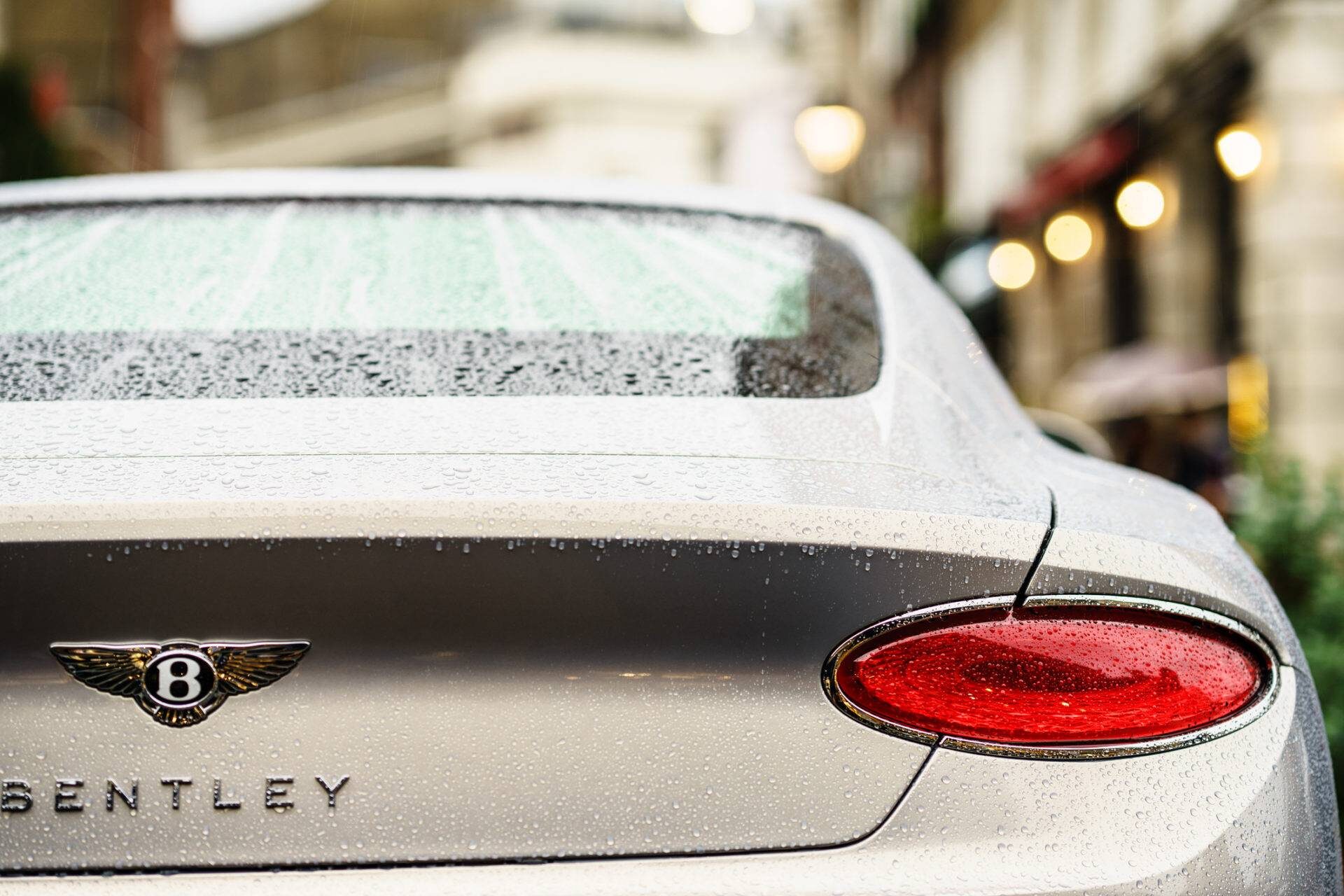 bentley-number-plates-oversized-rear-plates