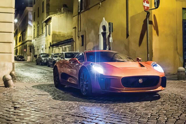 Jaguar C-X75 in Spectre